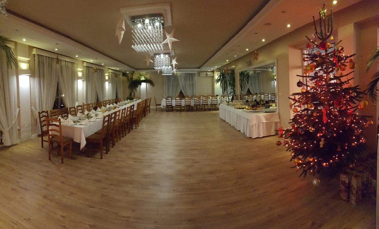 Dom Wczasowy Nadrzecze Bed & Breakfast Brok Dış mekan fotoğraf